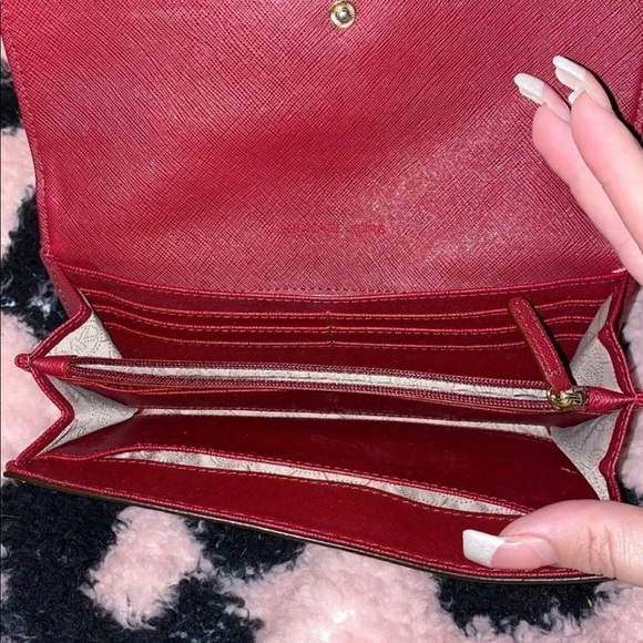 Michael Kors purse with matching wallet - Picture 6 of 7